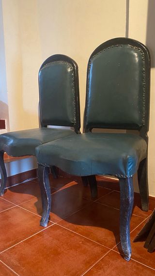 Sofa y sillas sky antiguos