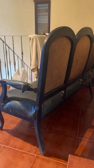 Sofa y sillas sky antiguos