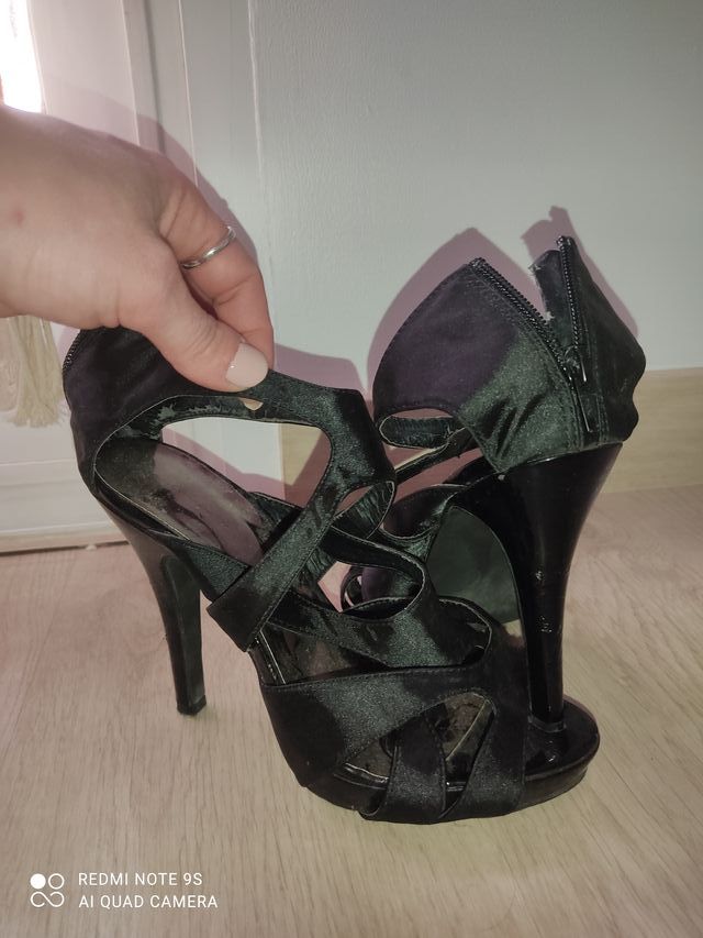 Sandalias fiesta negros de raso talla 39