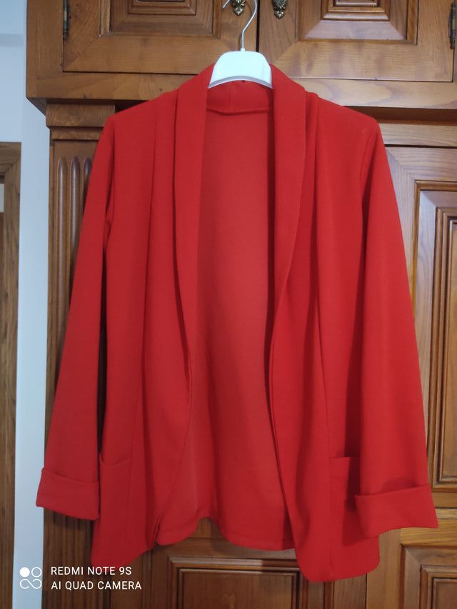 Blazer roja talla s