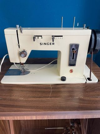 Maquina coser antigua