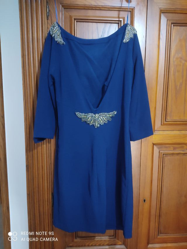Vestido cortito azul con escote en espalda talla s