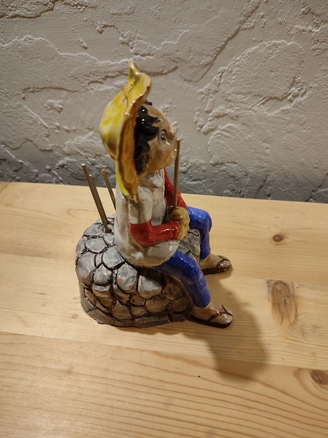 Statuetta Sampei fatta a mano