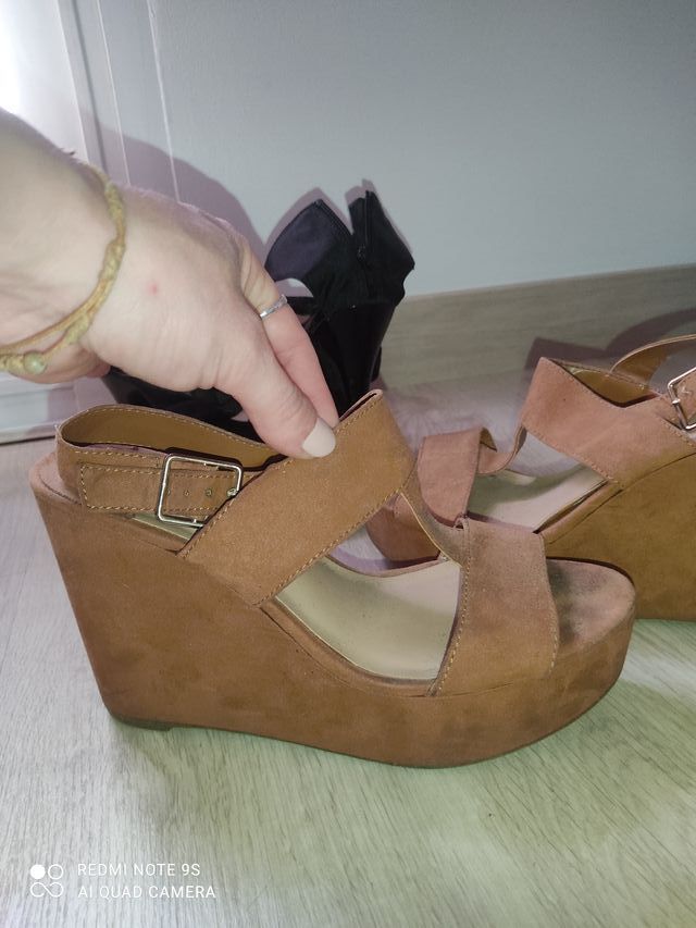 Cuñas camel talla 39