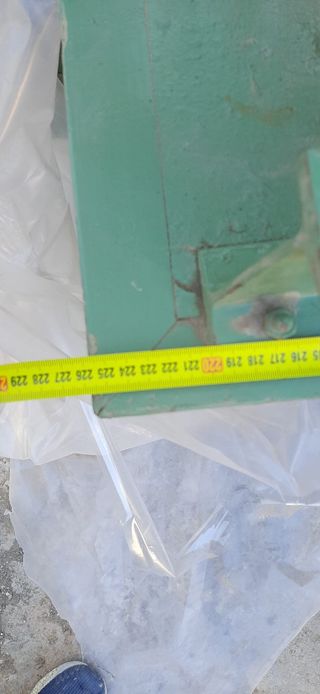 Prensa 3 husillos manual.