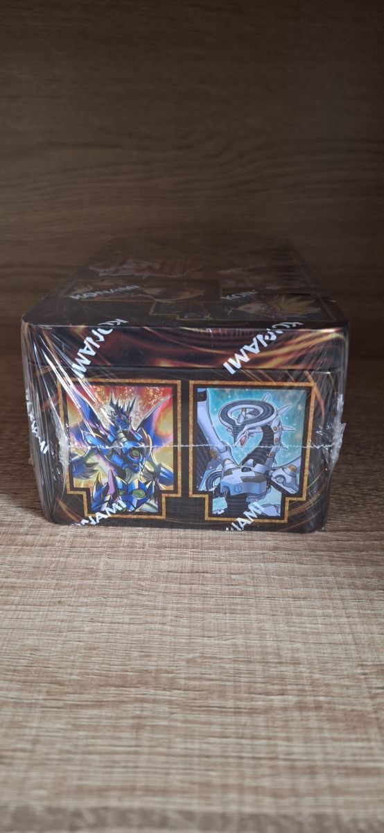 25th Anniversary Tin: Dueling Heroes