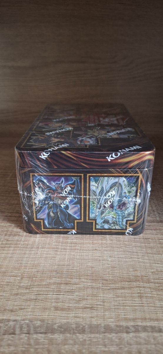 25th Anniversary Tin: Dueling Heroes