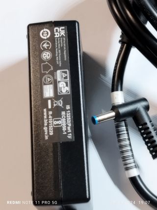 Adaptador de corriente para monitor HP