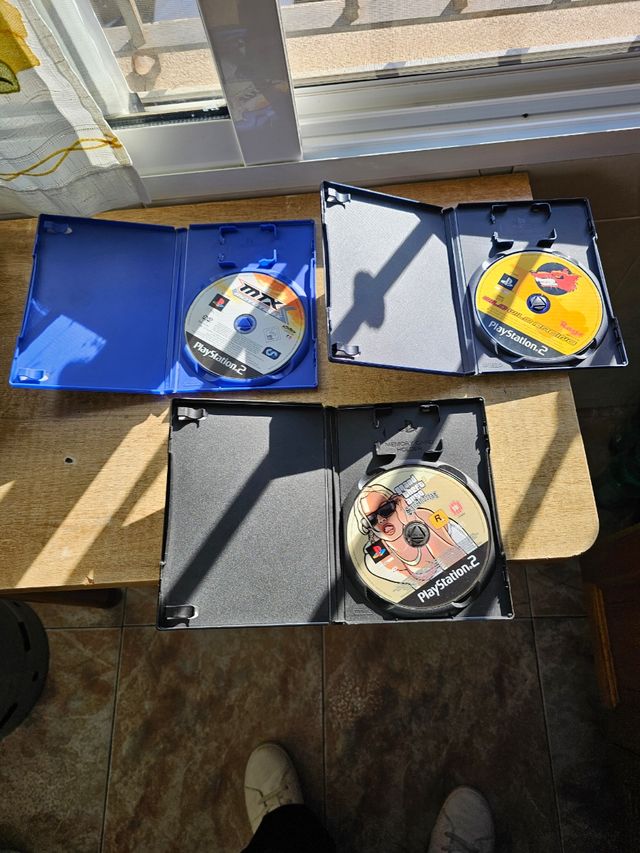 3 juegos play 2