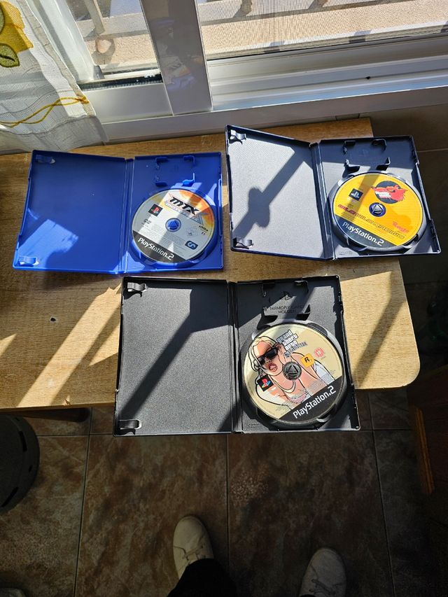 3 juegos play 2