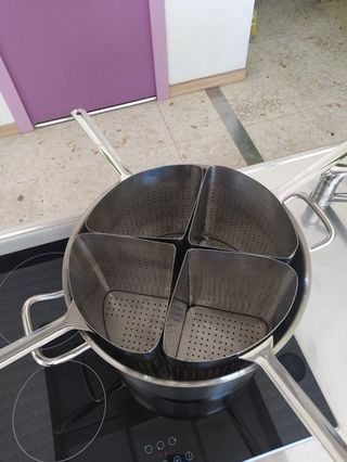 OLLA Pujadas y 4 colapastas COCINA PROFESIONAL