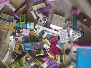LEGO FRIENDS ESCUELA