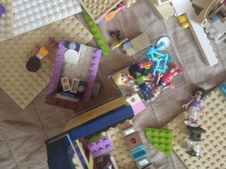 LEGO FRIENDS ESCUELA