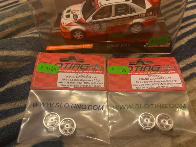 mitsubishi Lancer evo v slot