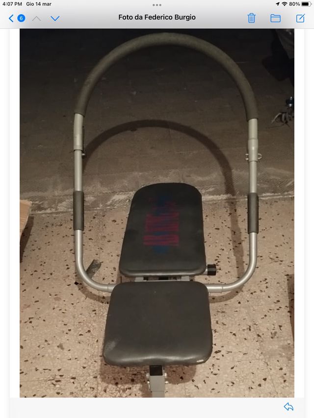 Panca addominali + ciclo usato poche volte