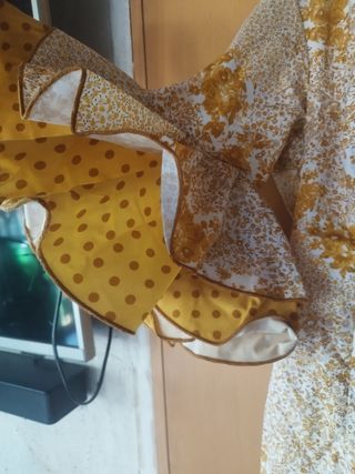 Vestido de sevillana flamenca