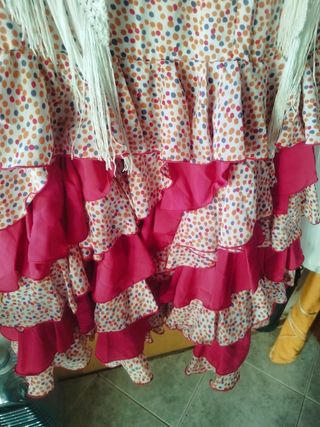 Vestido de sevillana flamenca