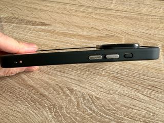 FUNDA ONES IPHONE 15 PRO TRANSPARENTE