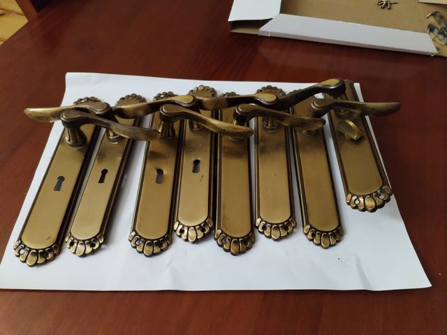 Manillas puertas (4)