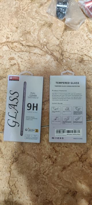 Cristal protector de iPhone 14 pro max