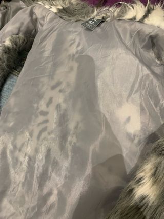 Chaleco pelo negro y gris