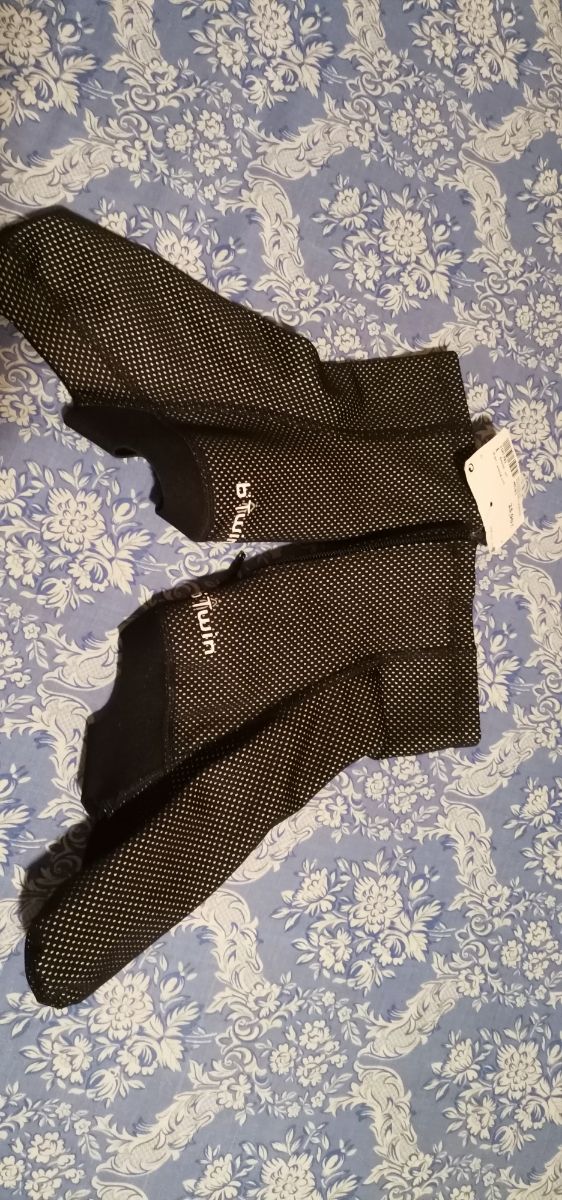 Cubrebotas para el frío nuevos a estrenar 40/41