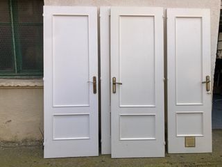 Puertas blancas 30€ unidad 