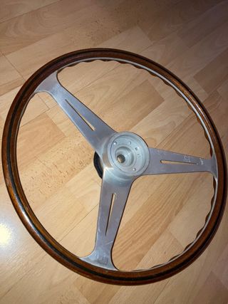 Volante madera