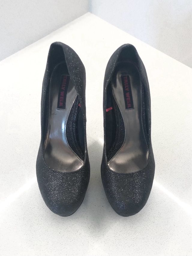 Scarpe décolleté nere con brillantini e plateau