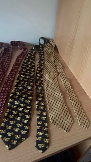 Set di cravatte in seta