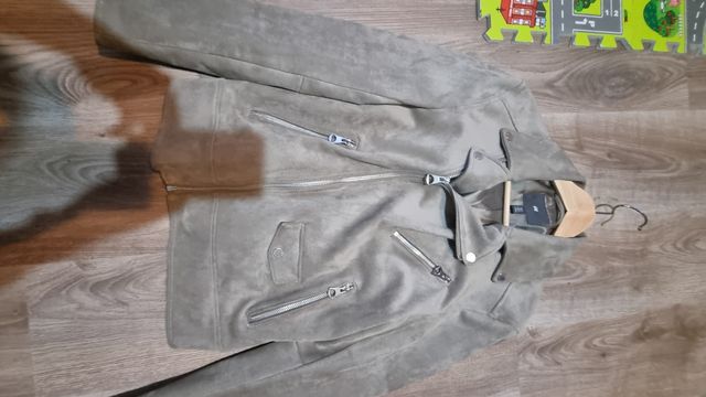 Cazadora biker tipo piel serraje