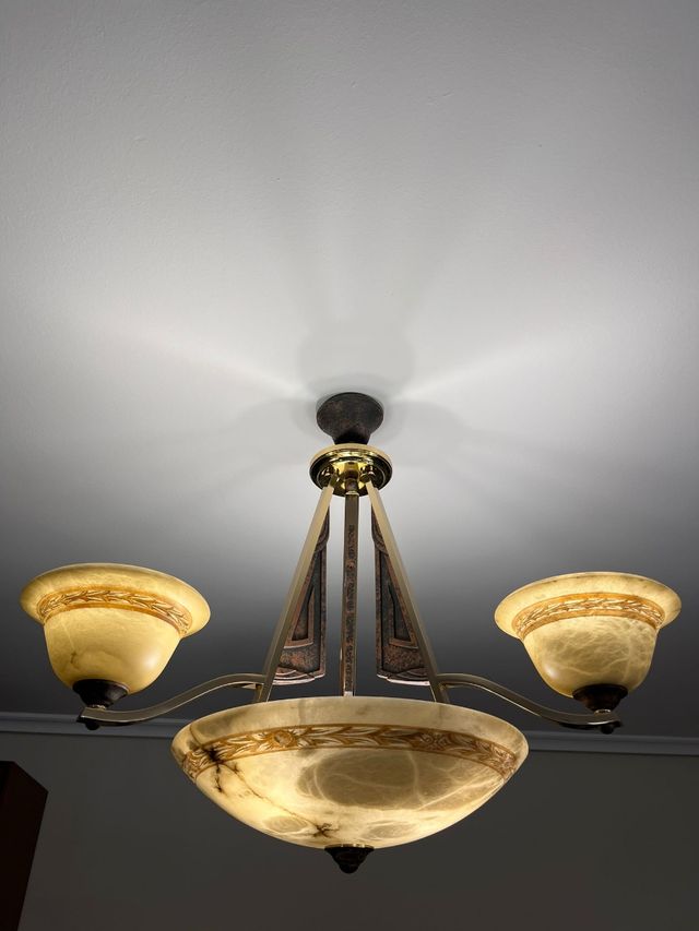 LAMPADA IN ALABASTRO