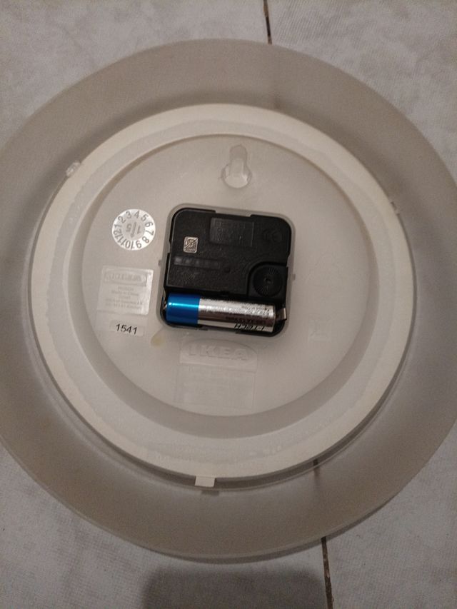 Mesa de salón + 4 sillas 