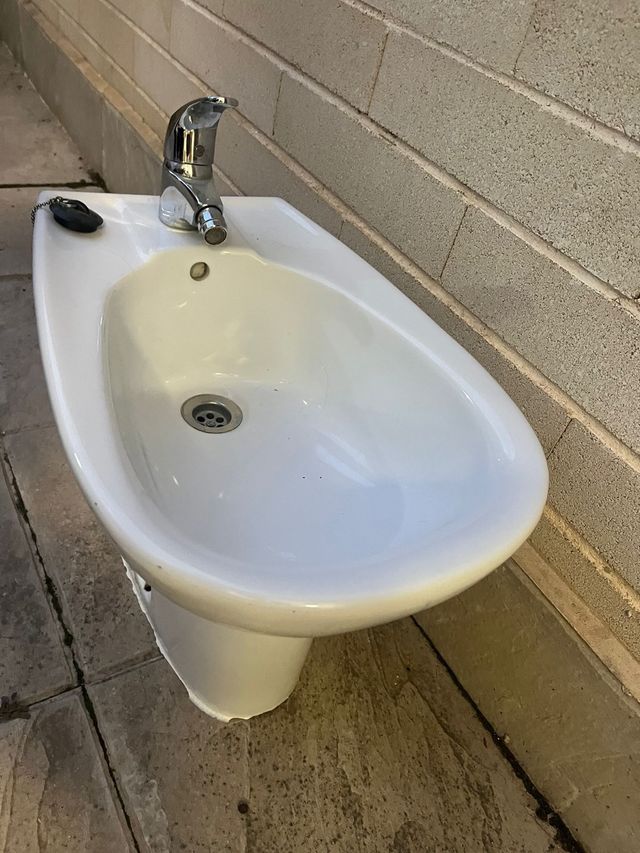 Bidé baño blanco