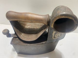 PLANCHA ANTIGUA DE CARBON DE HIERRO MONDRACON