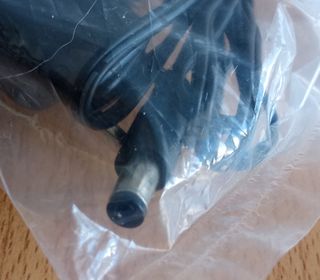 Fuente alimentación 12v 1A