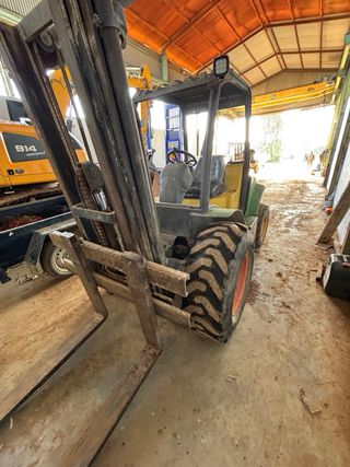 Ausa C250HX4.Carretilla elevadora de 2.500 kg