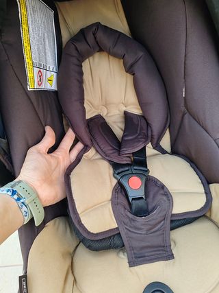 Cochecito bebecar marrón muy bien conser