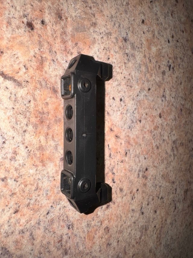 Soporte delantero , paragolpes traxxas trx4