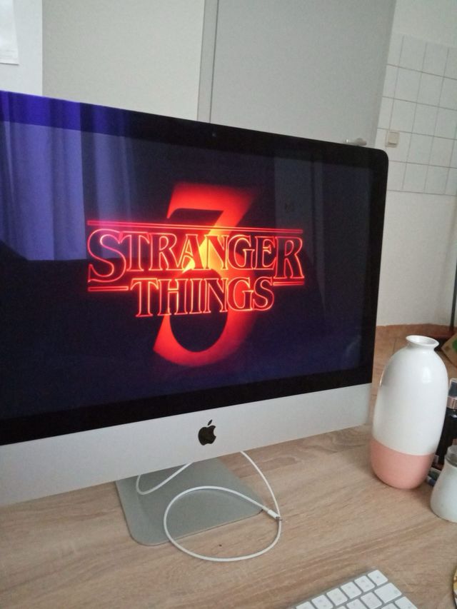 Imac 21,5 -4K + teclado y magic mouse