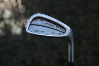 PALO DE GOLF Nº9 HOMBRE DIESTRO-TITLEIST