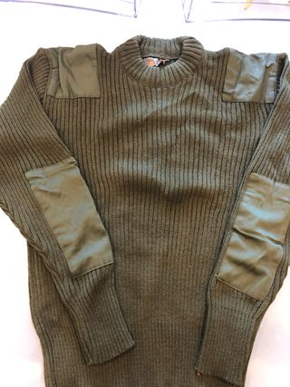 Ropa militar
