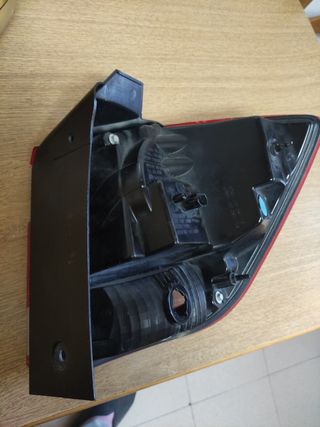 Faro trasero Fiat Fremont 