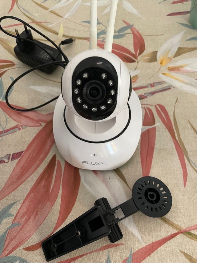 Cámara mascotas y bebés