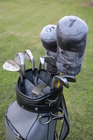 BOLSA MARCA MILLER+ JUEGO 10 PALOS GOLF