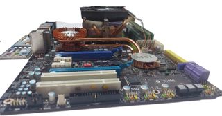 Placa base MSI DKA790GX Platinum MS-7550