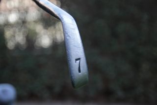 PALO DE GOLF Nº7 HOMBRE DIESTRO-TITLEIST