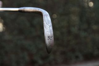 PALO DE GOLF HOMBRE DIESTRO WEDGE 52º