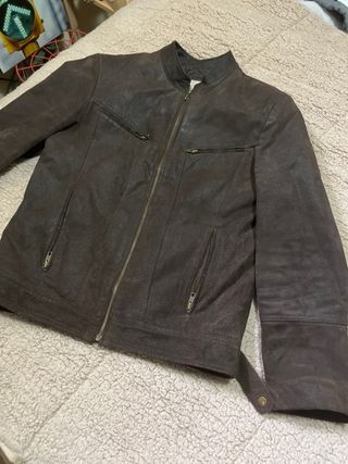 Chaqueta de piel color  marron 
