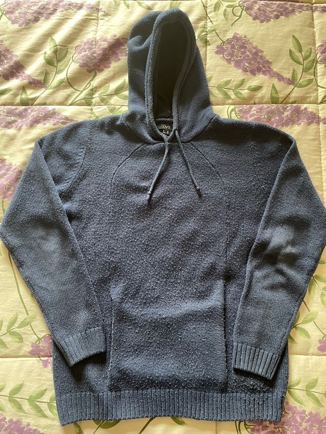 Maglia di lana con cappuccio